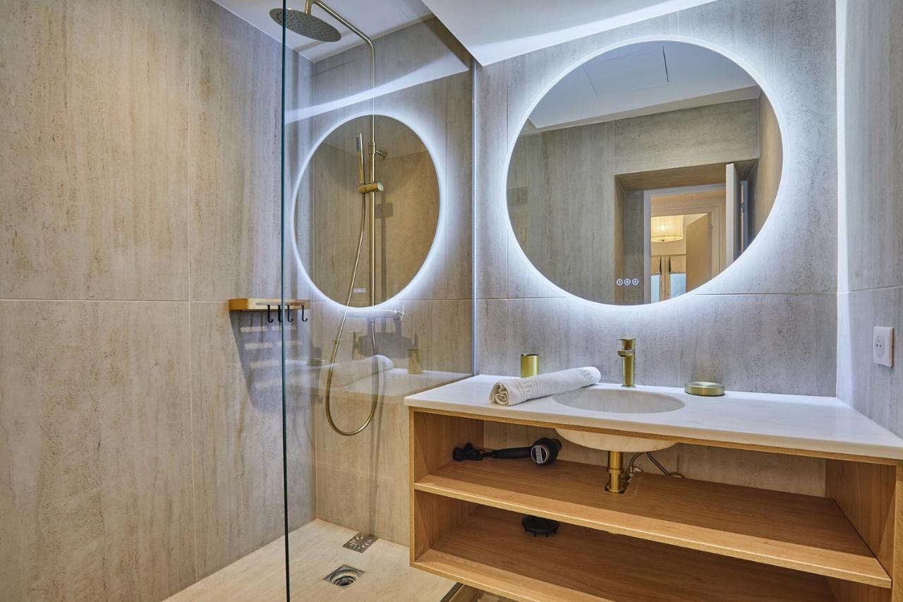 Residense Au Coeur De Paris By Studio Prestige Exterior photo